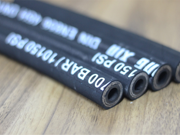  探究橡膠管新材料：TPU與復合材料科技前沿